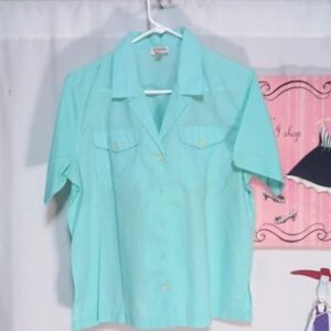 AMELIA LADIES TOP SIZE 12 IN A BEAUTIFUL LIGHT TURQUOISE